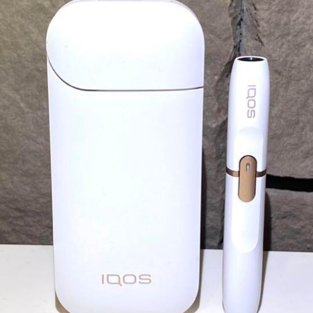 IQOS(アイコス)のiQOS アイコス 2.4plus ホルダー チャージャーセット メンズのファッション小物(タバコグッズ)の商品写真