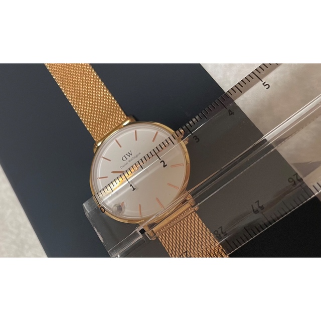 Daniel Wellington(ダニエルウェリントン)のダニエルウェリントン白ベルト レディースのファッション小物(腕時計)の商品写真