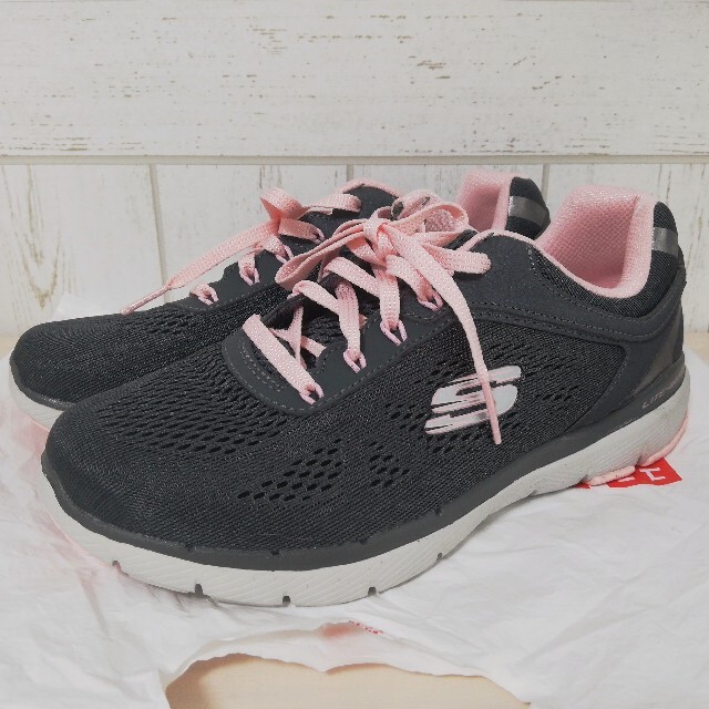 SKECHERS(スケッチャーズ)のSKECHERS　レディース　ランニングシューズ　23.0cm レディースの靴/シューズ(スニーカー)の商品写真