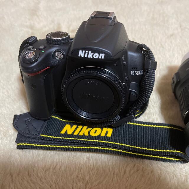 【美品】Nikon  ニコンデジタル一眼レフカメラ D5000 Wズームキット無バリアングル液晶