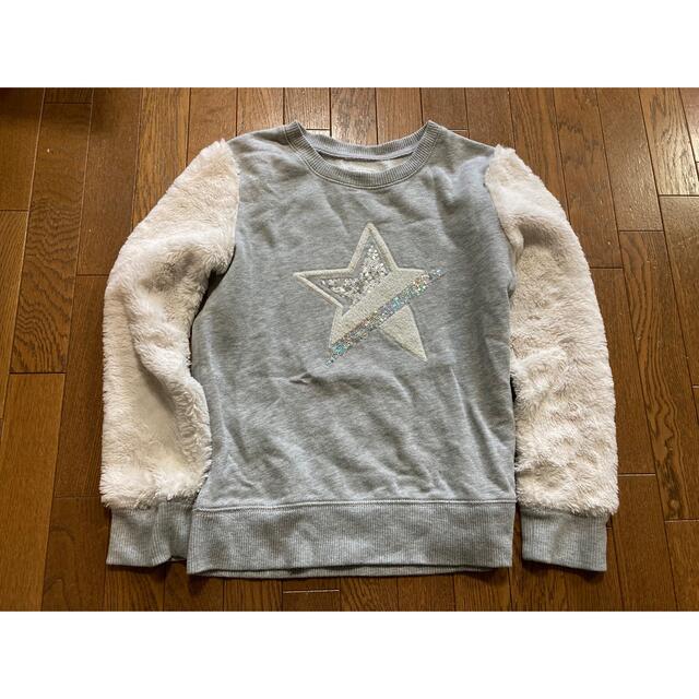 GAP(ギャップ)のGap トレーナー　スパンコール　星　グレー キッズ/ベビー/マタニティのキッズ服女の子用(90cm~)(Tシャツ/カットソー)の商品写真