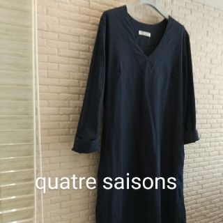 キャトルセゾン(quatre saisons)のquatre saisons  ネイビーワンピース 綿麻(ひざ丈ワンピース)