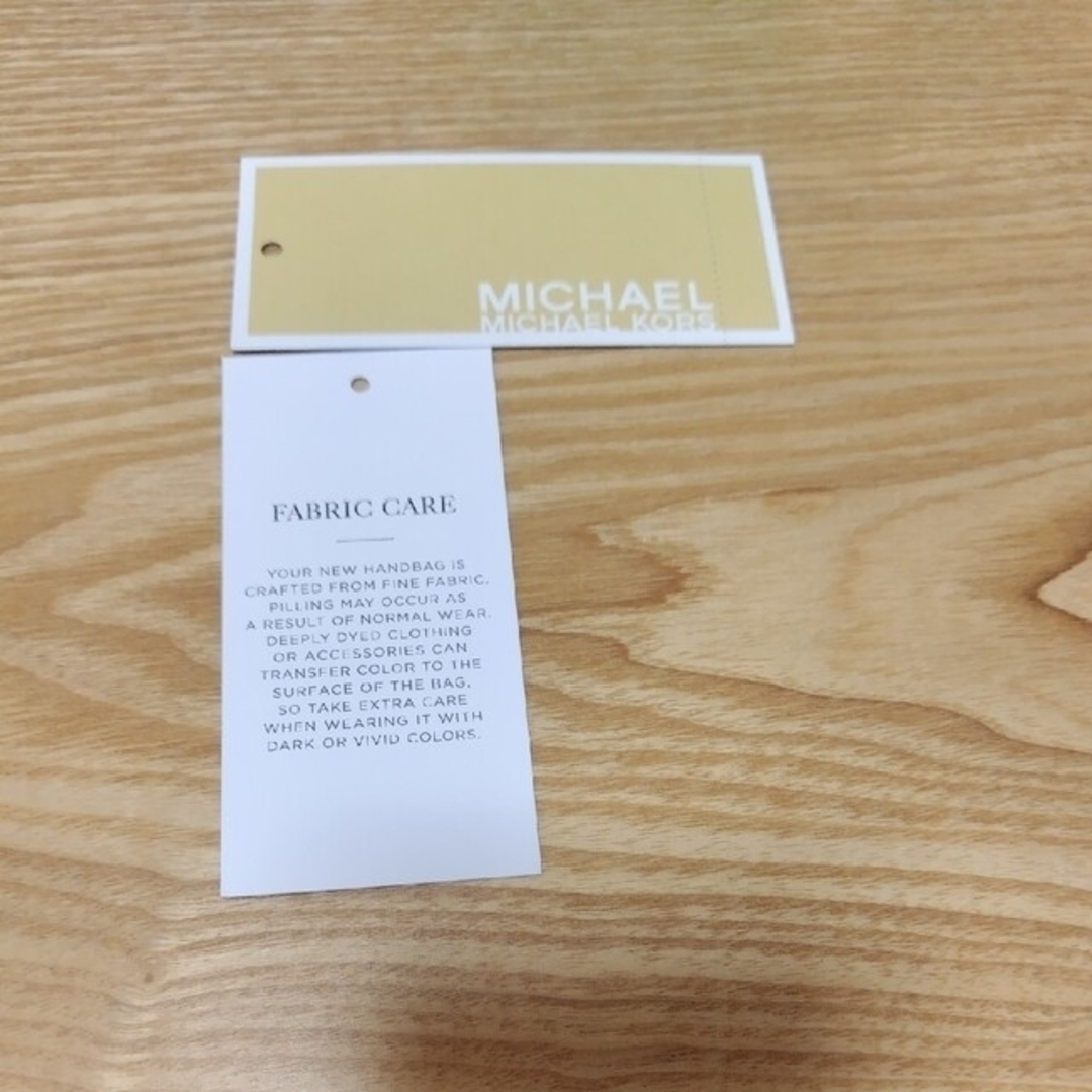 Michael Kors(マイケルコース)のマイケル・コース　MICHAEL KORS　トートバッグ　キャンバスバッグ レディースのバッグ(トートバッグ)の商品写真