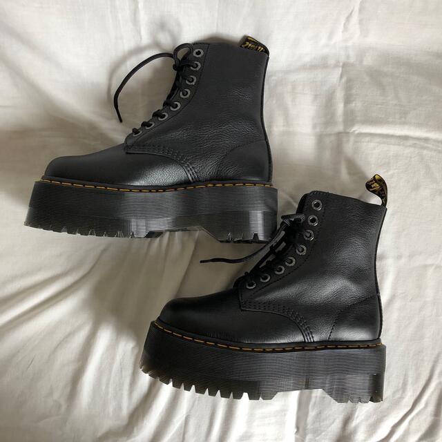 Dr.Martens  / 厚底 8ホール ブーツ PASCAL MAX 3