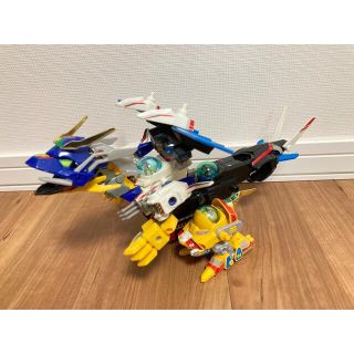 タカラトミー(Takara Tomy)のお値下げ中★オマケ付き！ボンバーマンビーダマン 爆外伝Ⅳ セイントドラゴン(アニメ/ゲーム)