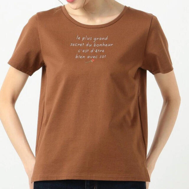 kumikyoku（組曲）(クミキョク)の組曲　【洗える】フレンチロゴTシャツ 手書き風ロゴカットソー レディースのトップス(Tシャツ(半袖/袖なし))の商品写真