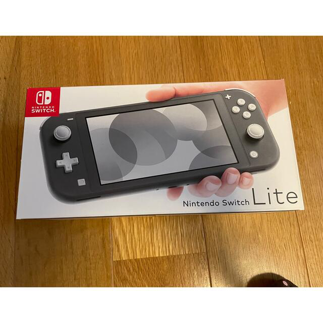 Nintendo Switch(ニンテンドースイッチ)のNintendo Switch Liteグレー エンタメ/ホビーのゲームソフト/ゲーム機本体(家庭用ゲーム機本体)の商品写真