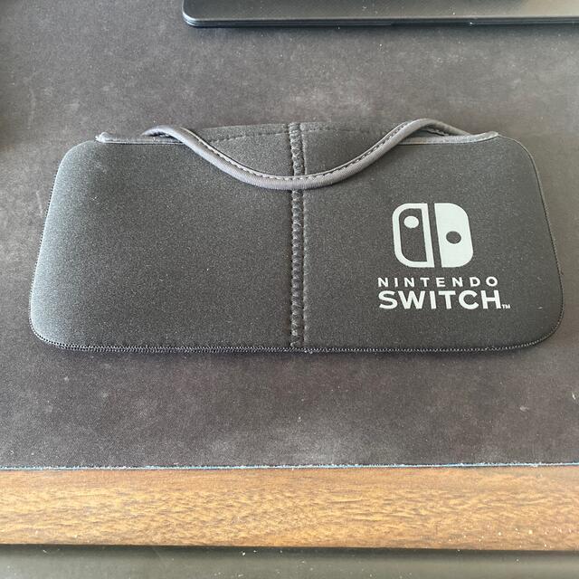 Nintendo Switch(ニンテンドースイッチ)のニンテンドーSwitch 保護ケース エンタメ/ホビーのゲームソフト/ゲーム機本体(携帯用ゲーム機本体)の商品写真