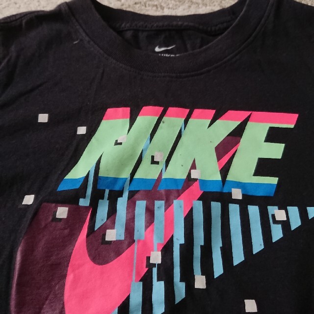 NIKE(ナイキ)のNIKE キッズTシャツ XS キッズ/ベビー/マタニティのキッズ服女の子用(90cm~)(Tシャツ/カットソー)の商品写真