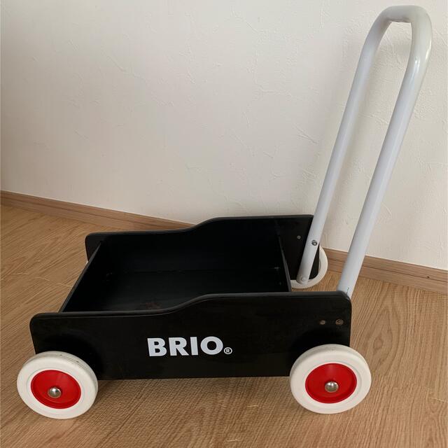 BRIO(ブリオ)のBRIO 手押し車　黒 キッズ/ベビー/マタニティのおもちゃ(手押し車/カタカタ)の商品写真