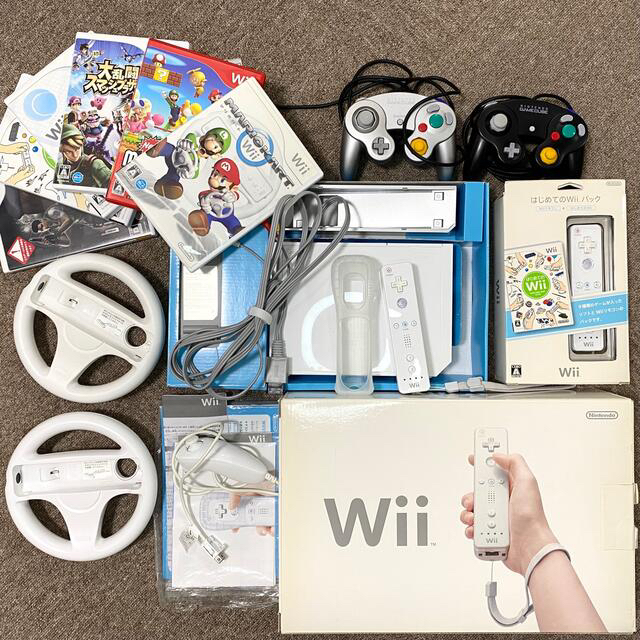 新入荷 Wii - 取説完備 コントローラー ハンドル ソフト6個 本体フルセット Wii 美品! 家庭用ゲーム機本体