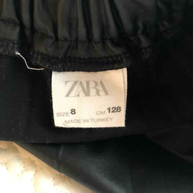 ZARA(ザラ)のZARA フェイクレザープリーツスカート キッズ/ベビー/マタニティのキッズ服女の子用(90cm~)(スカート)の商品写真