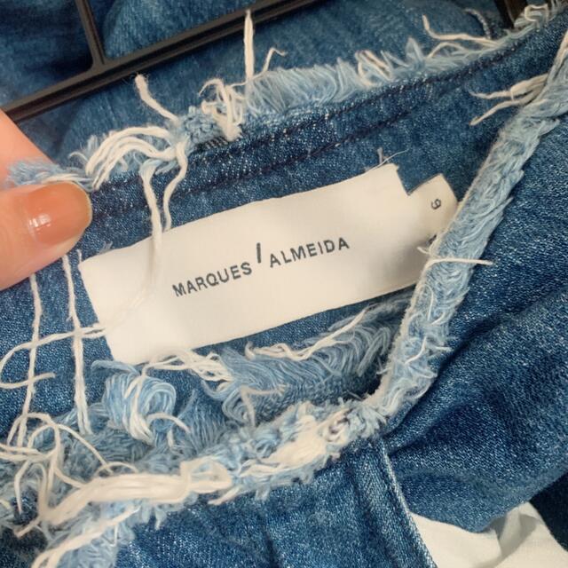 Maison Martin Margiela(マルタンマルジェラ)のmarques almeida のモードなカットオフデニム レディースのパンツ(デニム/ジーンズ)の商品写真