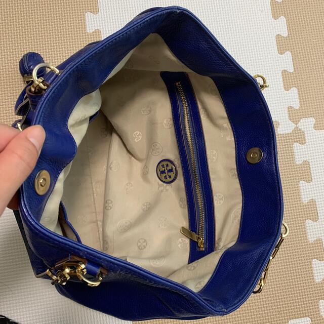 Tory Burch(トリーバーチ)のTory Burch トリーバーチ　ティア カーフレザー チェーントートバッグ レディースのバッグ(トートバッグ)の商品写真