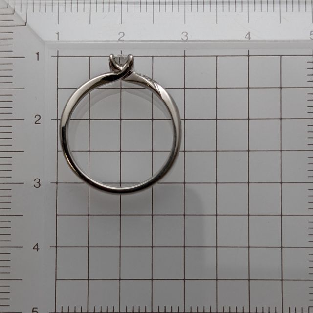 【CJ】俄のソリテール！Pt950ダイヤリング 9.5号 レディースのアクセサリー(リング(指輪))の商品写真