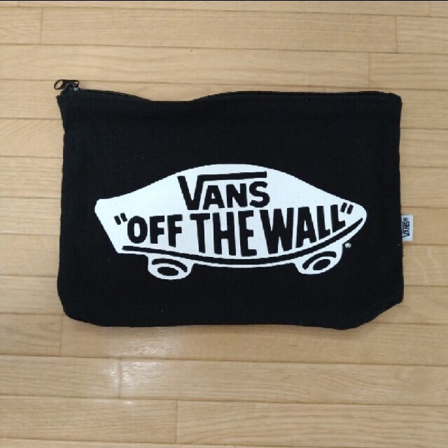 adidas(アディダス)の★専用★adidas Originals Tシャツ Vans ポーチ 2点セット メンズのトップス(Tシャツ/カットソー(半袖/袖なし))の商品写真