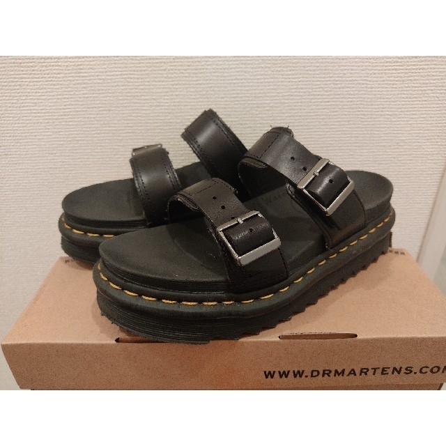 Dr.Martens MYLES サンダル