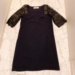 トッコ(tocco)のtocco closet ネイビー　袖レースワンピース(ひざ丈ワンピース)