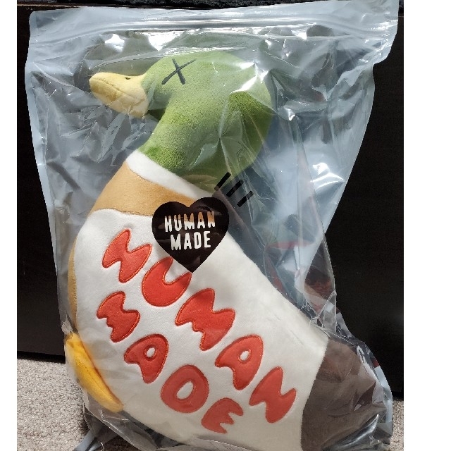 HUMAN MADE(ヒューマンメイド)のKAWS DUCK PLUSH DOLL HUMANMADE nigo エンタメ/ホビーのおもちゃ/ぬいぐるみ(ぬいぐるみ)の商品写真