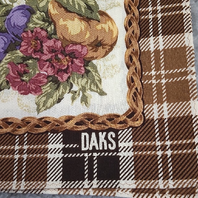 DAKS(ダックス)のDAKSハンカチ レディースのファッション小物(ハンカチ)の商品写真
