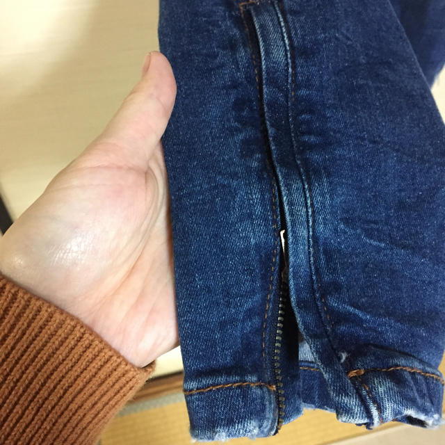 ZARA(ザラ)のスキニーデニム レディースのパンツ(スキニーパンツ)の商品写真