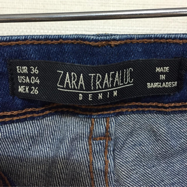 ZARA(ザラ)のスキニーデニム レディースのパンツ(スキニーパンツ)の商品写真