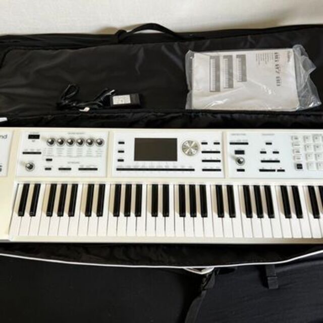 Roland(ローランド)のRoland FA-06-SC シンセサイザー 楽器の鍵盤楽器(キーボード/シンセサイザー)の商品写真