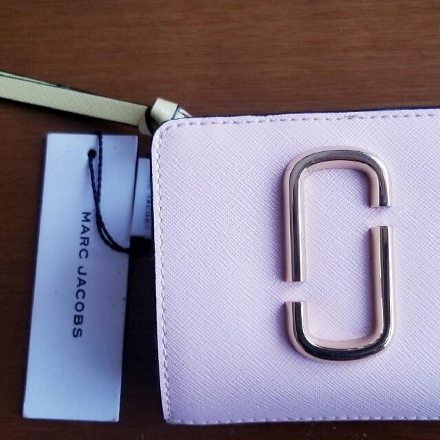 新品 マークジェイコブス 財布 スナップショット dhalifitnesscenter.com