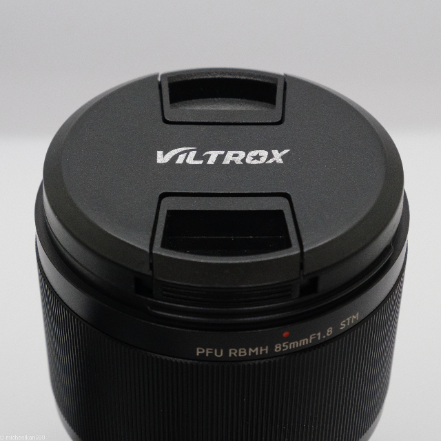 Viltrox 85mm f1.8 Xマウント 1