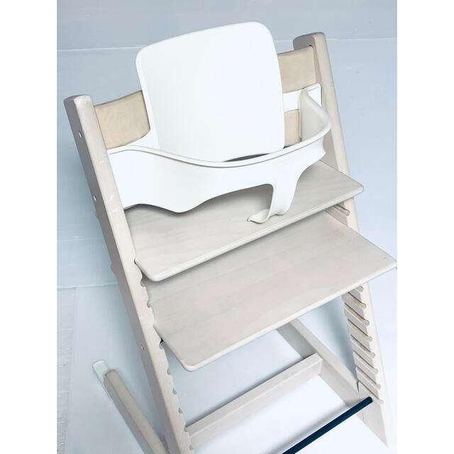 Stokke(ストッケ)のNAS 様【超人気色・フルセット】（418）ストッケ トリップトラップ　S/N4 キッズ/ベビー/マタニティの寝具/家具(その他)の商品写真