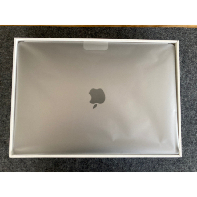 M1 Macbook air 512GB/16GB　USキー　スペースグレイ