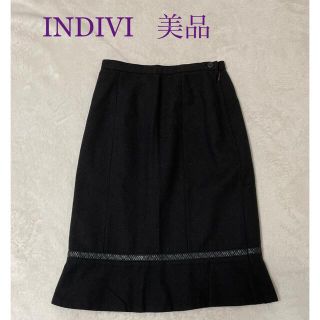 インディヴィ(INDIVI)の美品　INDIVI スカート(ひざ丈スカート)