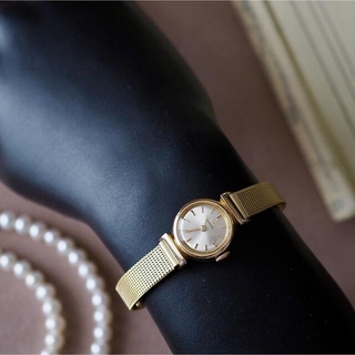 OMEGA - 美品✨オメガ ラウンド 新品ベルト 手巻き時計✨ティファニー