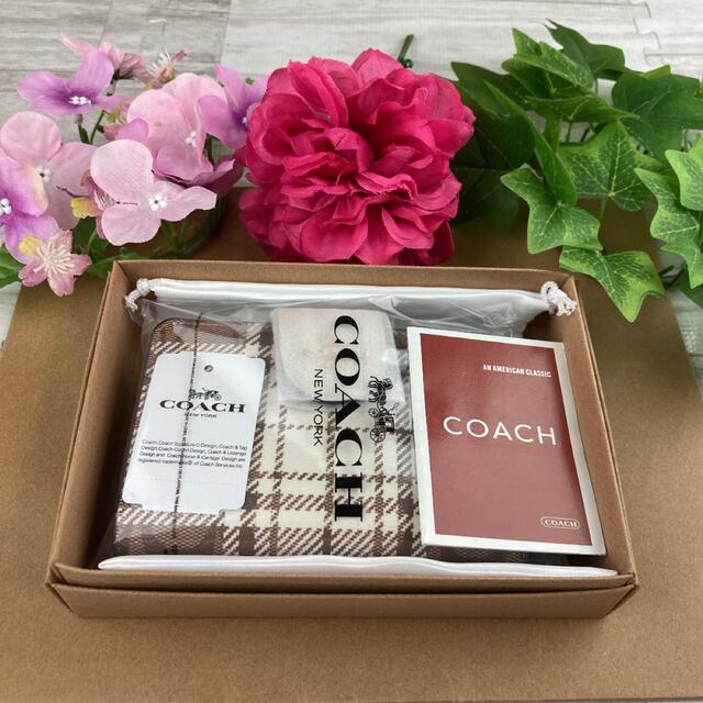 COACH(コーチ)のCOACH コーチ 財布 レディース 新品 未使用 二つ折りベージュ/チェック レディースのファッション小物(財布)の商品写真