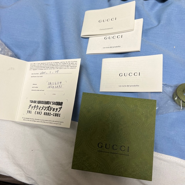 Gucci(グッチ)のGUCCI 牛　ドラえもん　時計❣️2年間保証付き❣️新品未使用❣️レア❣️ インテリア/住まい/日用品のインテリア小物(置時計)の商品写真