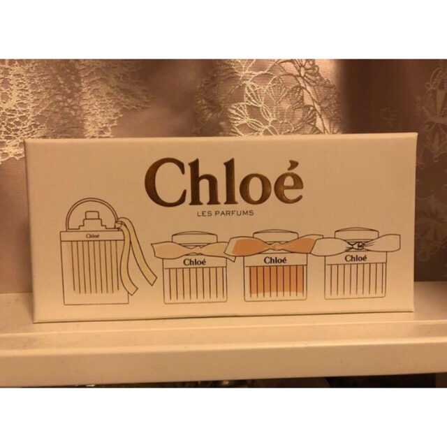 Chloe(クロエ)のらら✨さま専用 🌸 クロエ  新品 4本セット   コスメ/美容の香水(香水(女性用))の商品写真