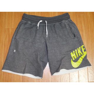 ナイキ(NIKE)のナイキ　ショートパンツ(ショートパンツ)