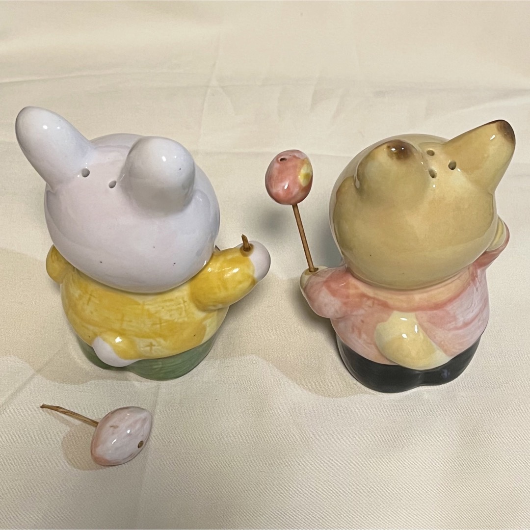 昭和レトロ うさぎ・きつね 陶器 置物 2点セットの通販 by 花 昭和レトロ うさぎ・きつね 陶器 置物 2点セットの通販 by 花