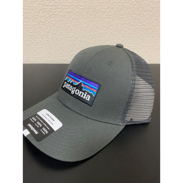 patagonia(パタゴニア)のパタゴニア P-6 Logo Trucker Hat FA21 メンズの帽子(キャップ)の商品写真