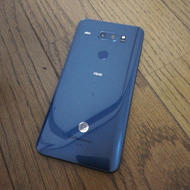 LG Electronics(エルジーエレクトロニクス)の美品　isai V30+ LGV35au スマホ/家電/カメラのスマートフォン/携帯電話(スマートフォン本体)の商品写真