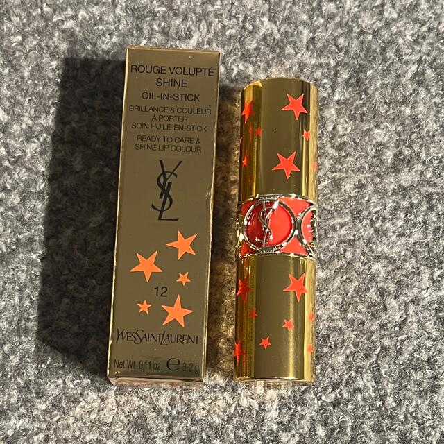 Yves Saint Laurent Beaute(イヴサンローランボーテ)の新品　YSL ルージュヴォリュプテ　シャインコレクター　12 コライユ　ドルモン コスメ/美容のベースメイク/化粧品(口紅)の商品写真