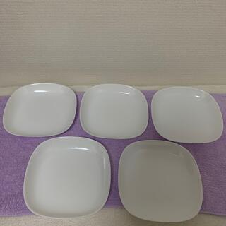ヤマザキセイパン(山崎製パン)の《未使用品》山崎 春のパン祭り 白いお皿 5枚セット(ノベルティグッズ)