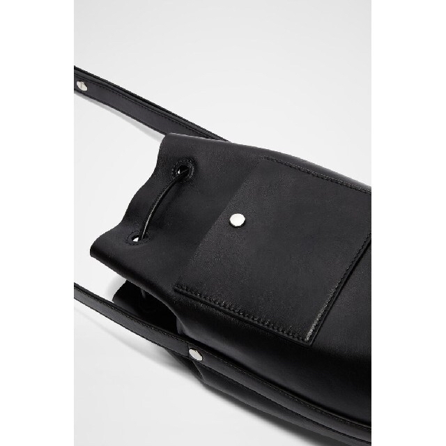 Jil Sander(ジルサンダー)のJIL SANDER 21SS DRAWSTRING CROSSBODY メンズのバッグ(ショルダーバッグ)の商品写真