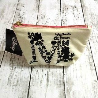 ディズニー(Disney)の新品 Disney  ミニーちゃん  Minnie Mouse イニシャル 刺繍(その他)