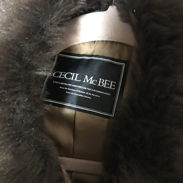 CECIL McBEE(セシルマクビー)のセシルマクビー ダッフルコート ブラウン系 レディースのジャケット/アウター(ダッフルコート)の商品写真