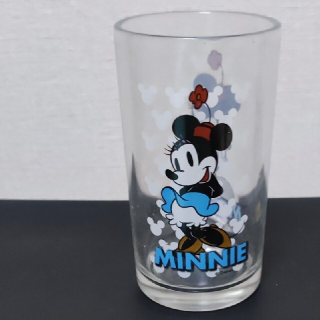 Disney(ディズニー)のコップ   ミニーマウス  Disney エンタメ/ホビーのおもちゃ/ぬいぐるみ(キャラクターグッズ)の商品写真