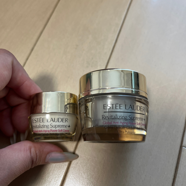 Estee Lauder(エスティローダー)のシュープリームプラス トータルクリーム 15ml＋ミニサイズ コスメ/美容のスキンケア/基礎化粧品(フェイスクリーム)の商品写真