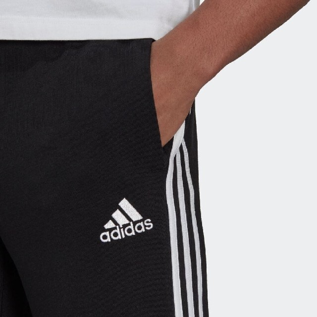 adidas(アディダス)のL アディダス  クォーターパンツ クロップドパンツ ブラック 3/4 7分丈 メンズのパンツ(ショートパンツ)の商品写真