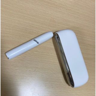 iQOS DUO 本体セット ウォームホワイト(タバコグッズ)