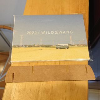 ガンゾ(GANZO)のWILDSWANS カレンダー 革製スタンド付(その他)